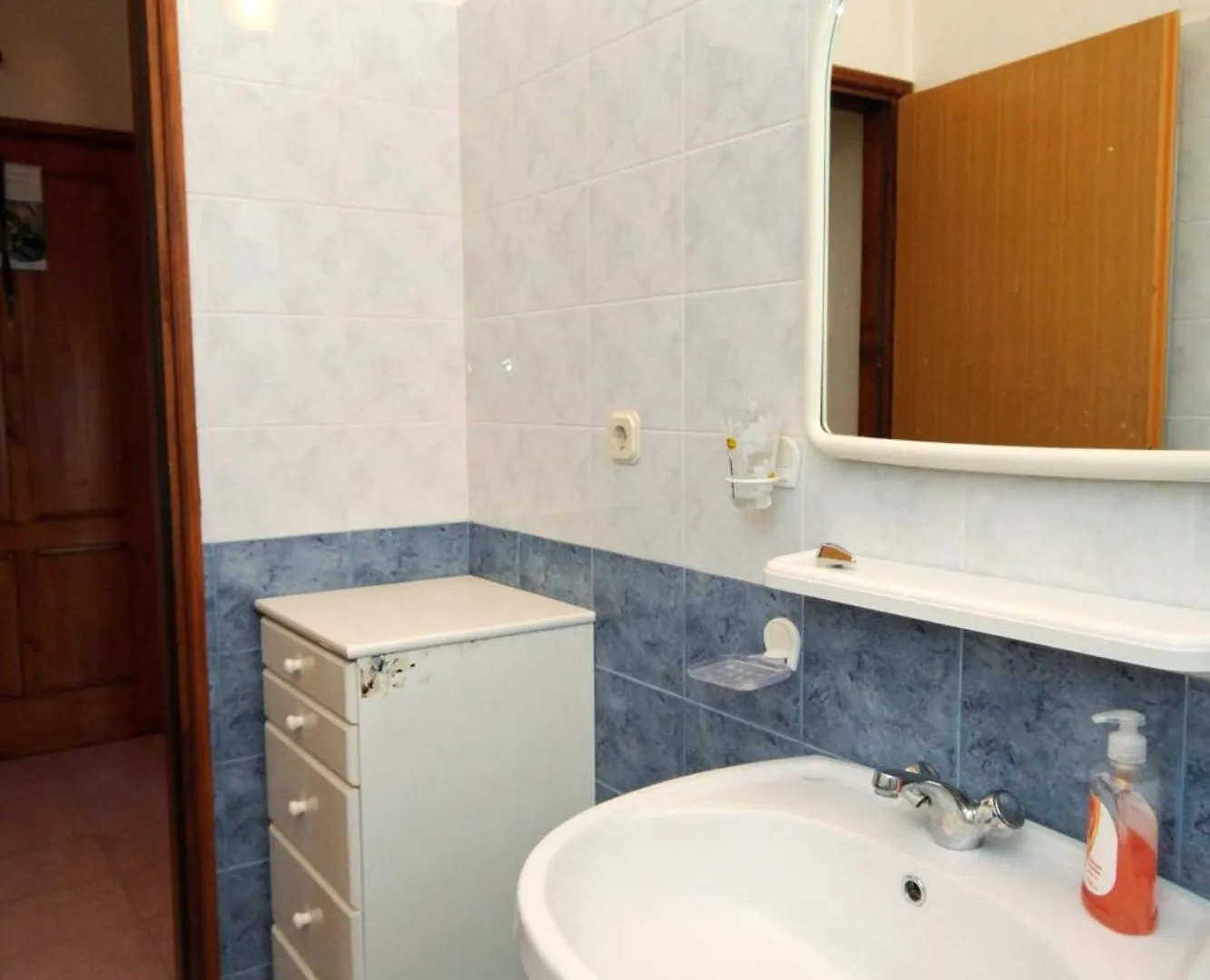 Apartments By The Sea Kali, Ugljan - 837 Croatia